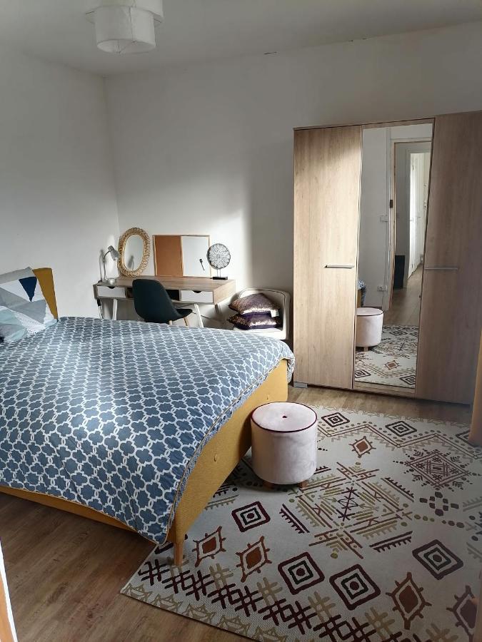 Ferienhaus Des Roses - Maison Familiale, 3 Au Calme, Wifi Le Havre